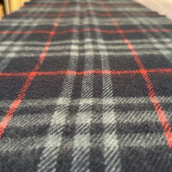 Burberrys of London Scarf - Picture 3 of 5